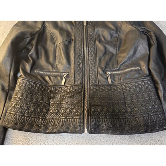 Jou Jou Womens Black Vegan Leather Jacket With Geometric Stitching & Zipper Deta - Picture 6 of 11